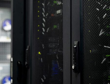 Amsterdam VPS Market Booms as Businesses Seek Reliable and Eco-Friendly Hosting Solutions